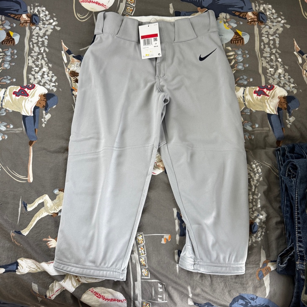 Nike Kids Gray baseball pants large